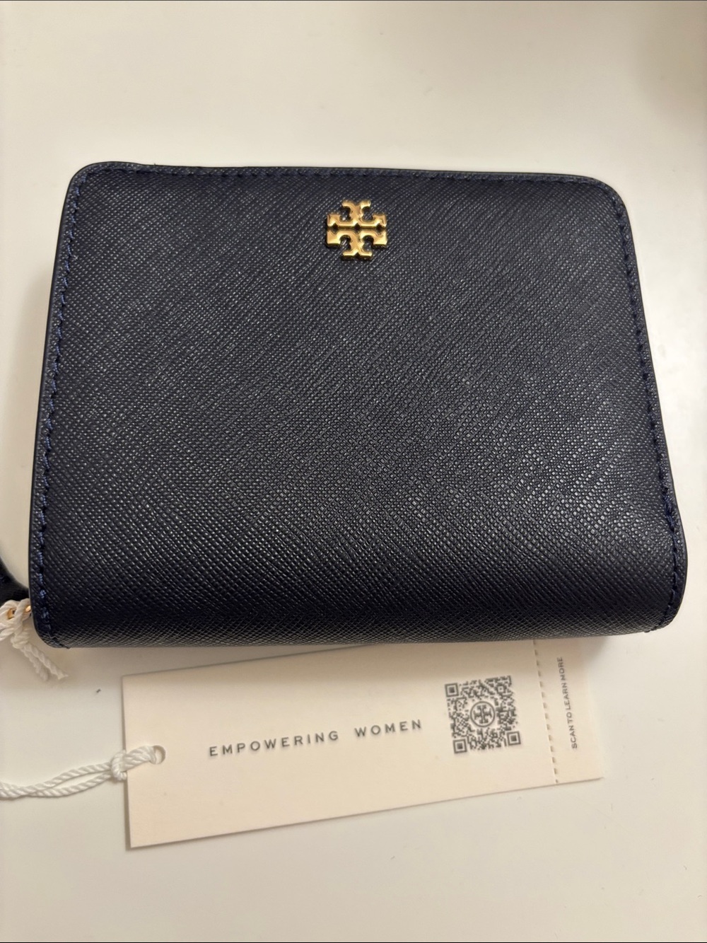 Tory Burch Navy Saffiano Leather Zip Card Holder Mini wallet nwt